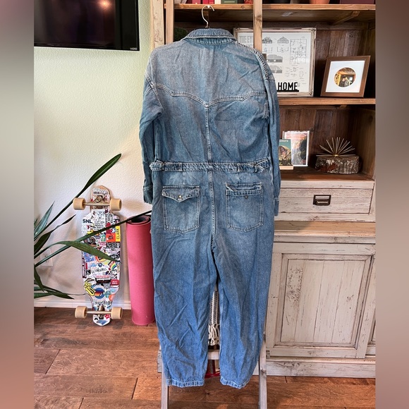 We the Free women’s the Townes coveralls size medium - Picture 5 of 16